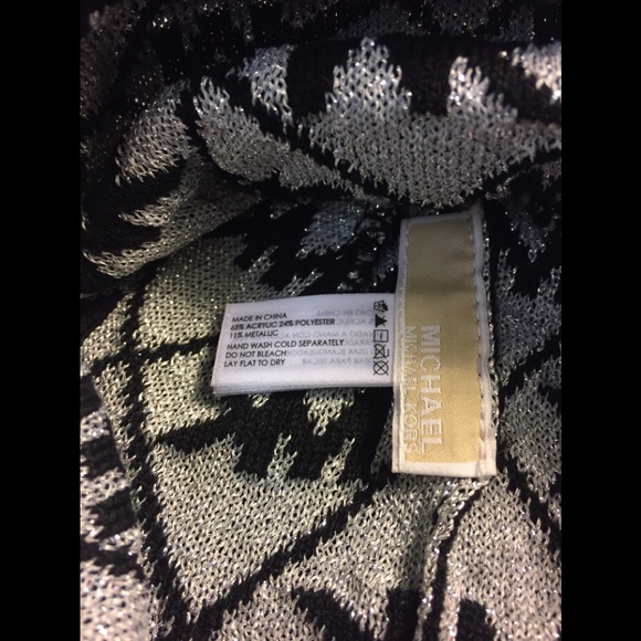 Michael Kors MK Logo Knit Beanie Black/Silver NWT - Picture 4 of 8